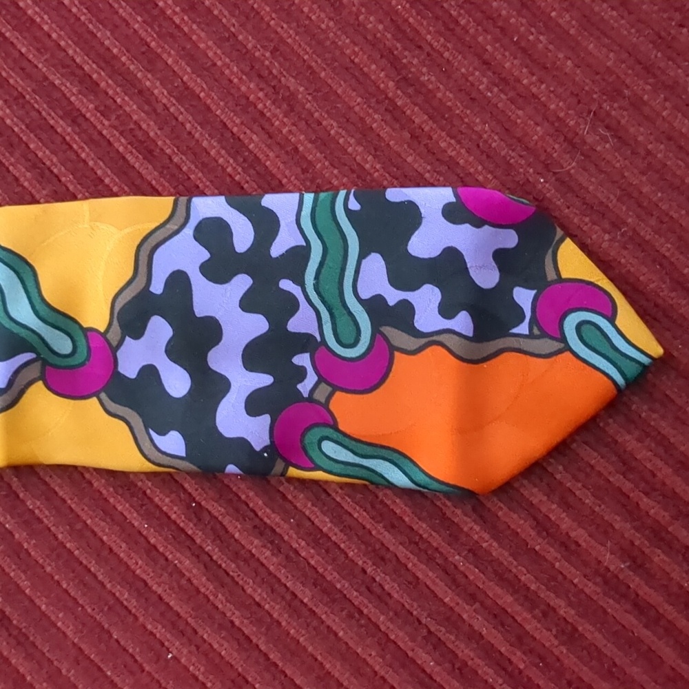Memphis Milano G.J. Sowden Silk Tie